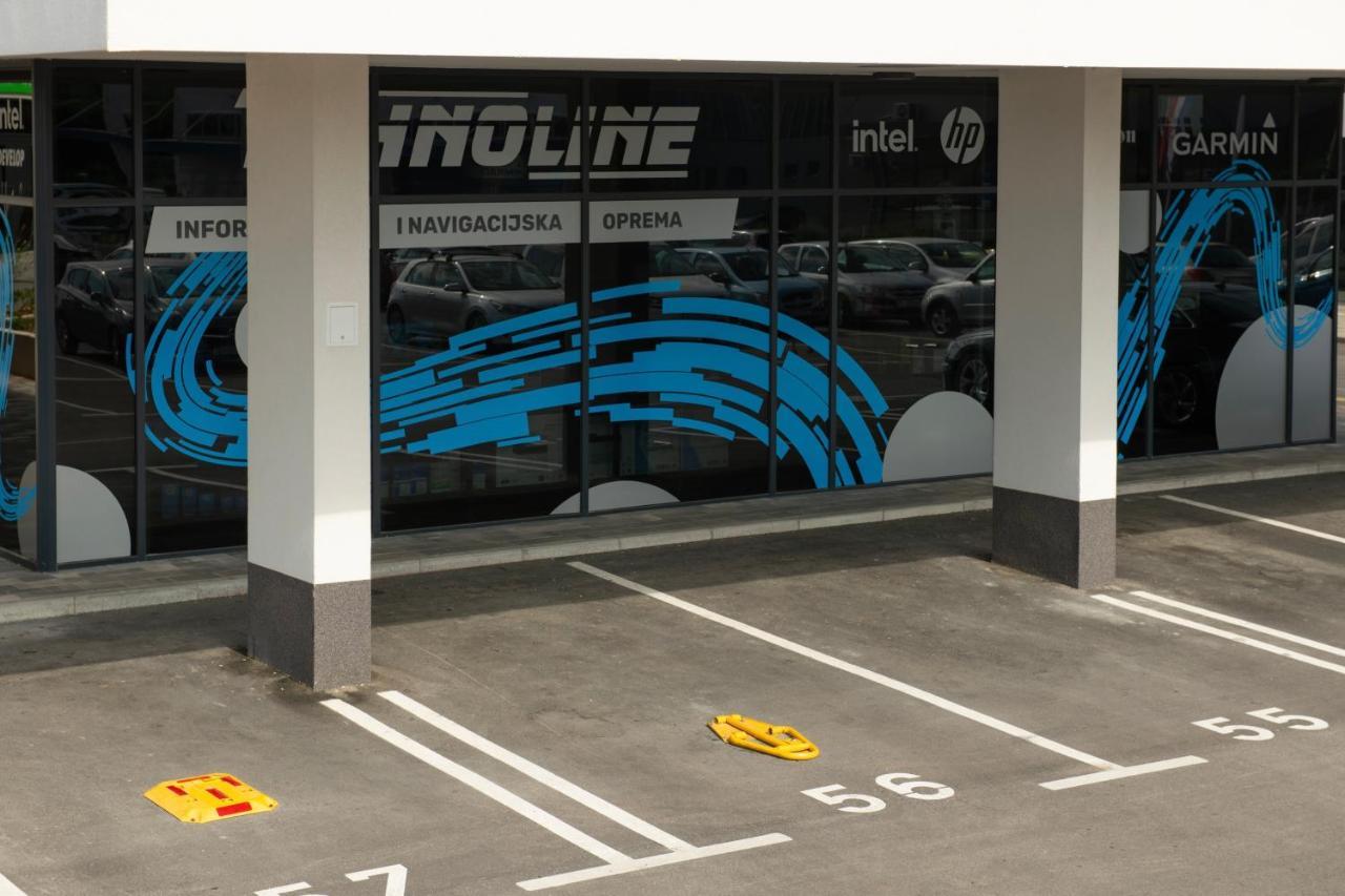 Family & Friends Pula - Top Floor - Free Parking エクステリア 写真
